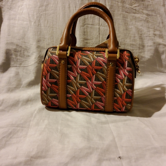 Brand new Michael Kors mini purse - Picture 2 of 6